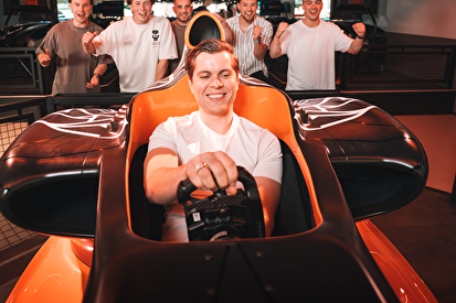 Sturen als een pro: de kunst van vloeiende bewegingen in de race simulator