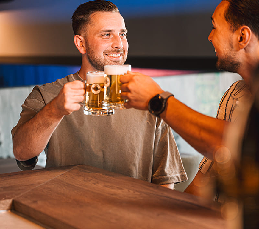 VR, RACEN EN BORREL – ALLES OP ÉÉN LOCATIE